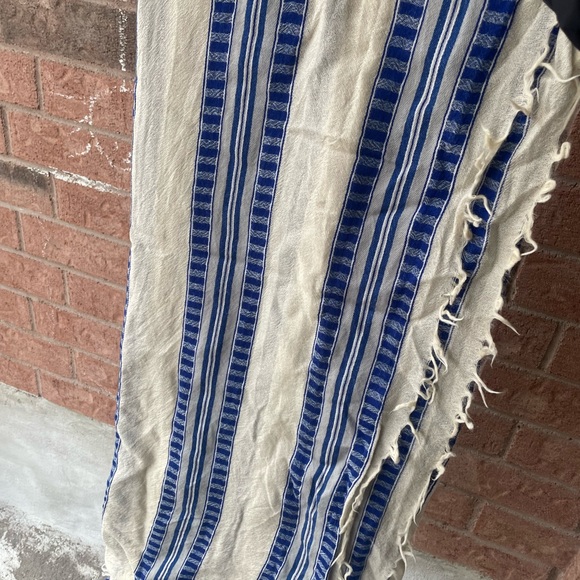 Wilfred 100% wool scarf - Picture 1 of 2